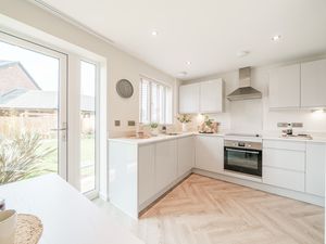 Photo 6- click for photo gallery